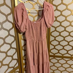 Women’s small baby pink puff sleeve dress